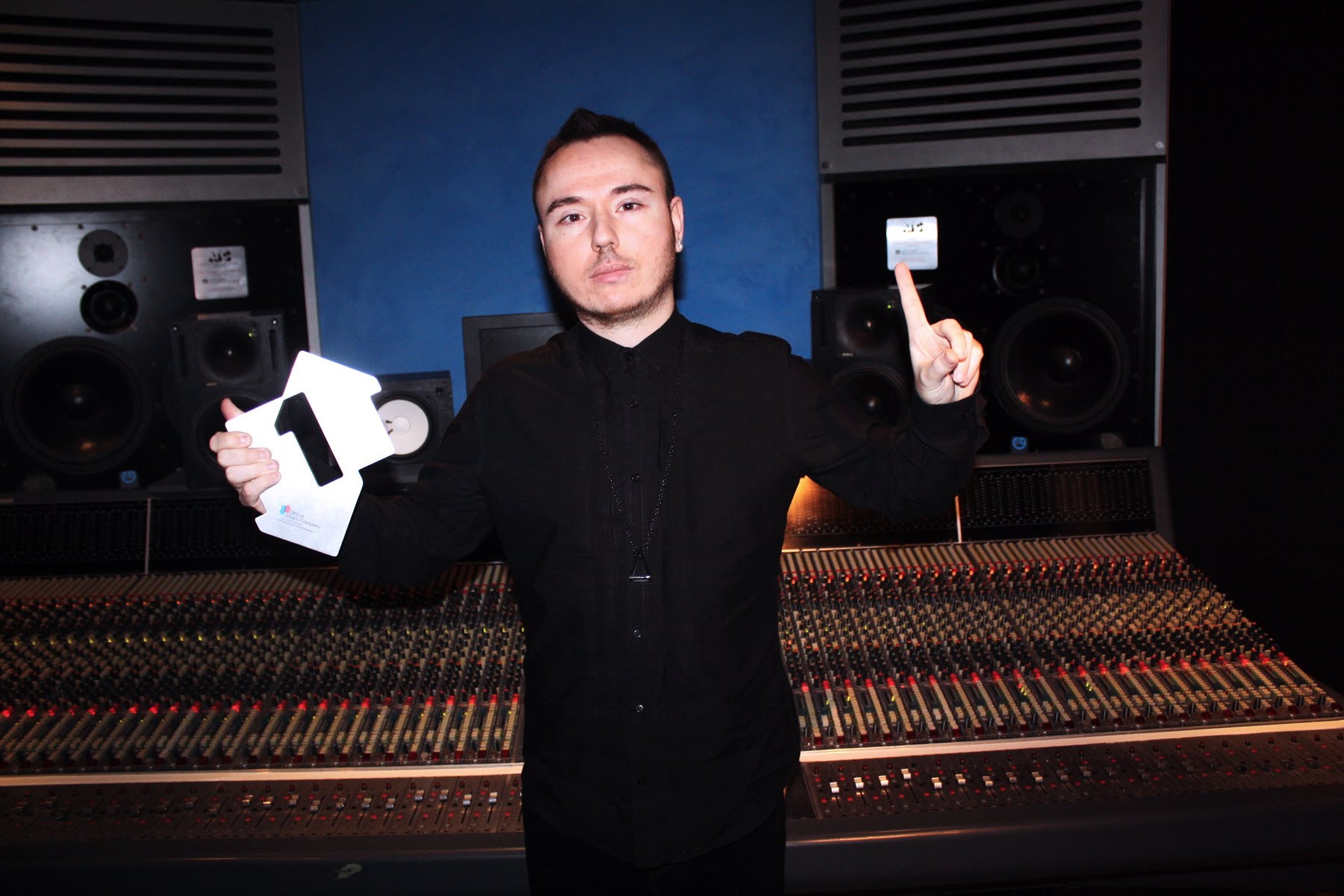 Three Six Zero Group signs Duke Dumont for management