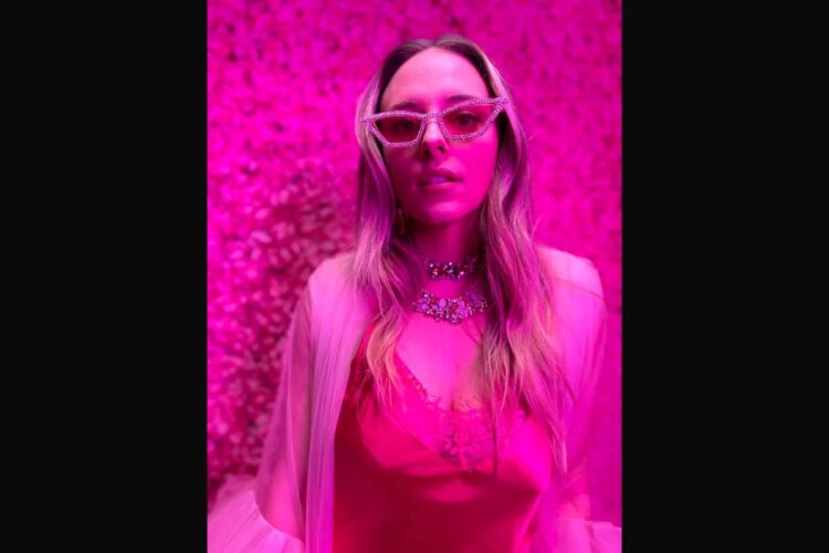 Country Crass Rock ‘n’ Roll Sass