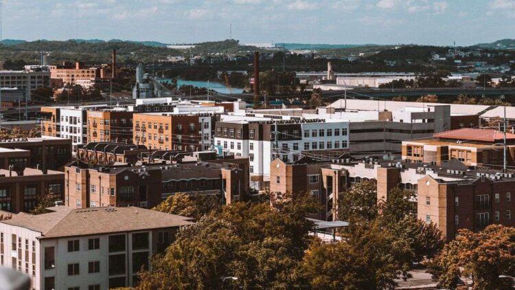 UMG Plans $250M Entertainment, Education Campus