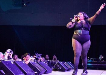 Lizzo-Gate Continues—Singer Describes Lazy, Drunk Dancers